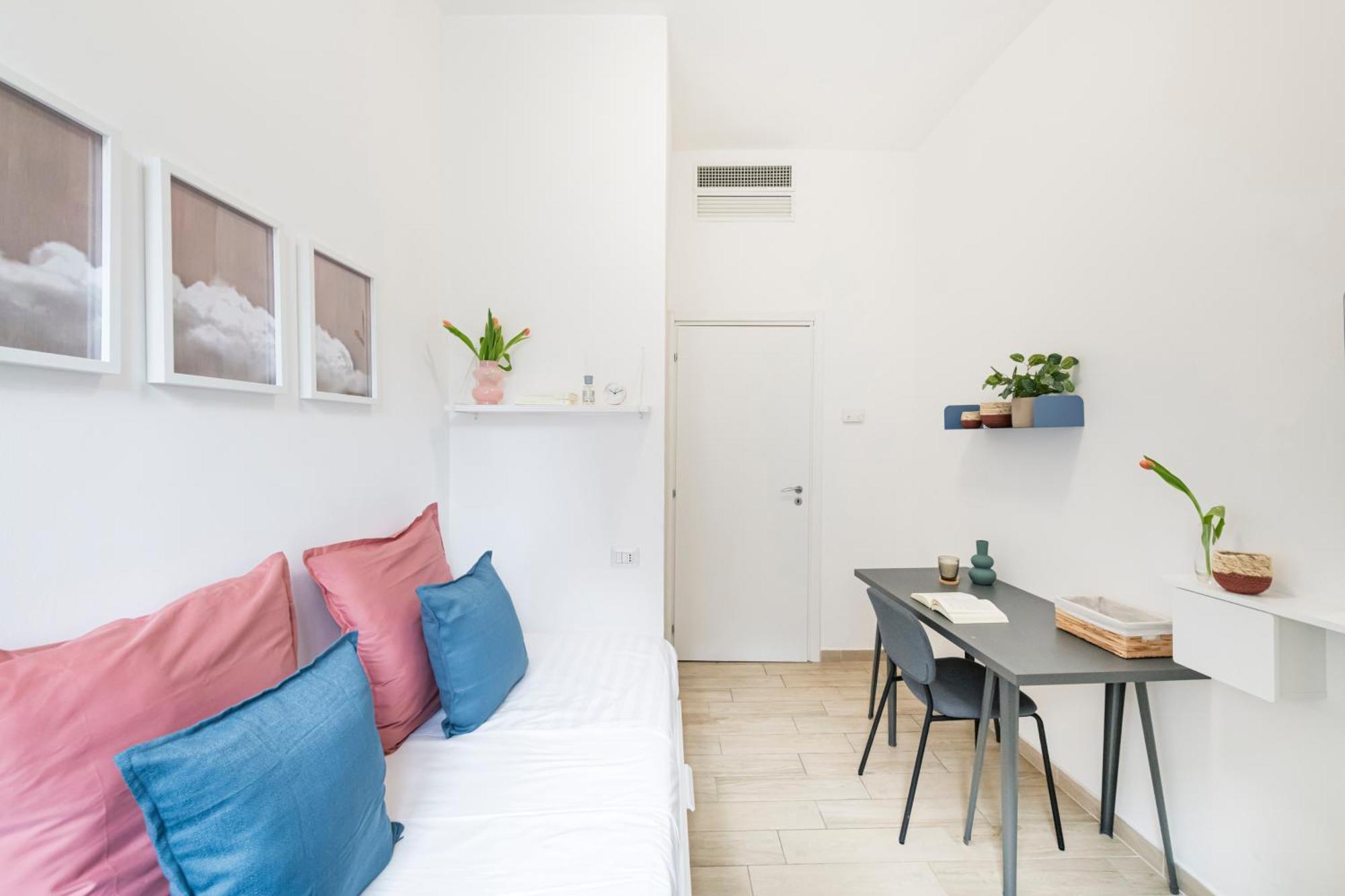 Easylife - Comodo Trilocale In Porta Romana Appartement