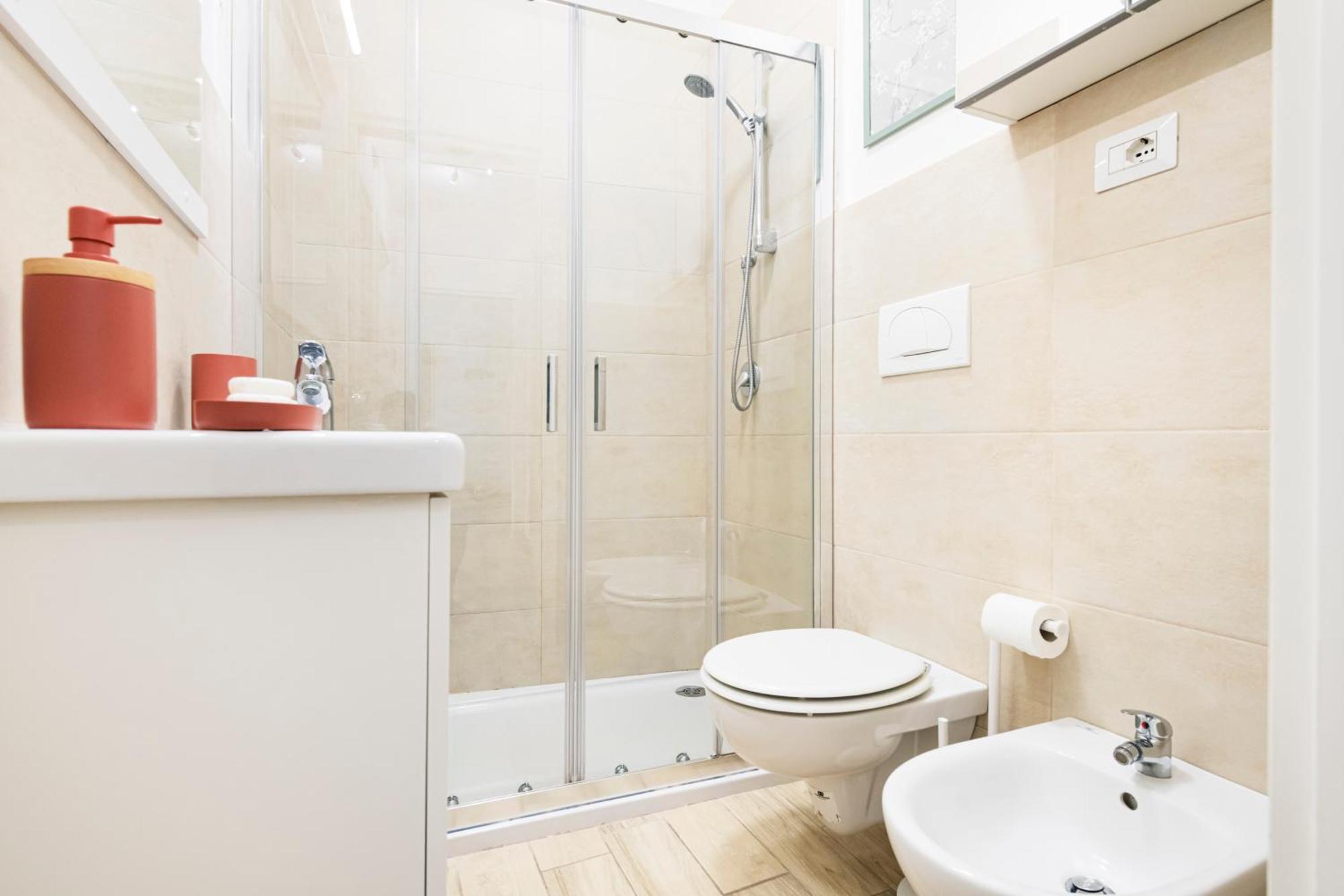 Easylife - Comodo Trilocale In Porta Romana Appartement